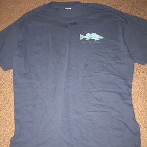 country life outfitters blue tee size large